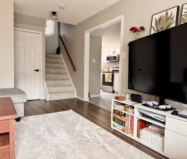 For Lease - 35 Champine Square, Clarington, Ontario - Photo 4