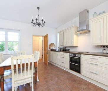 6 bedroom detached house to rent - Photo 6