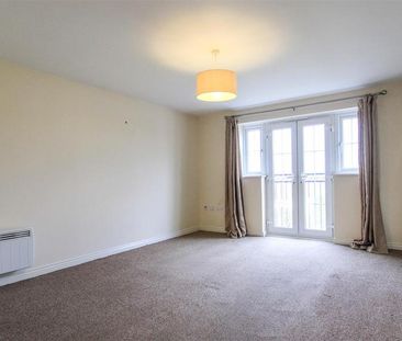 2 bedroom flat to rent - Photo 3