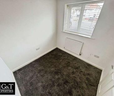 Crankhall Lane, Wednesbury, WS10 - Photo 4