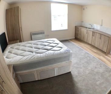 Chester Road North, Kidderminster - Photo 4