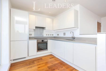 2 bedroom flat to rent - Photo 5