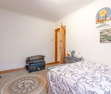 5 bedroom end of terrace house to rent - Photo 5