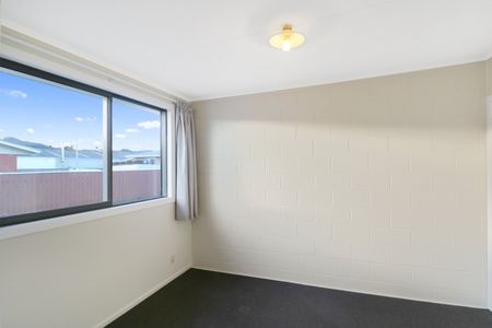 Warm One Bedroom Unit - Photo 5