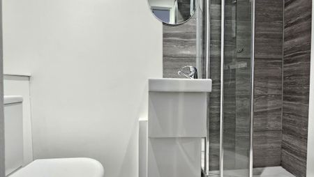 Maisonette to rent - Photo 3