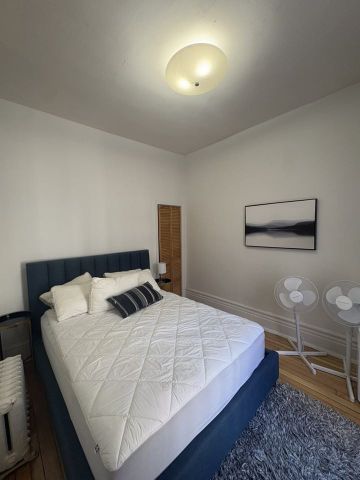 2175 Rue Crescent apartment — Montréal, QC (1-Bedroom) - 1 Bedroom - Photo 5