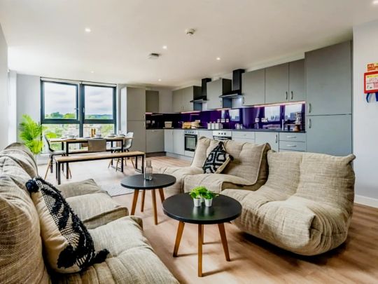 3 Bed Premium En Suite - Photo 1