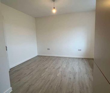 Churchill Road, Wisbech, PE13 - Photo 6
