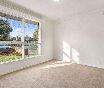 LARGE VILLA, MAKE THIS YOUR HOME - Photo 1