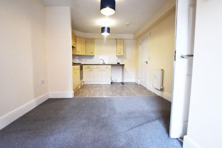 2 bedroom terraced house to rent - Photo 4