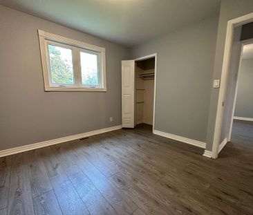 For Lease - 511 Harris Court Unit# Main, Whitby, Ontario - Photo 3