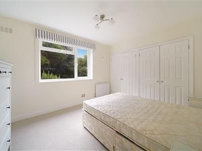 Maple Close, SW4 - Photo 1