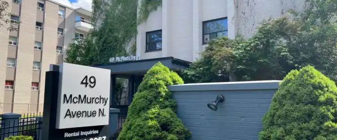 49 McMurchy Avenue North | 49 MCMURCHY AVE N, Brampton - Photo 1