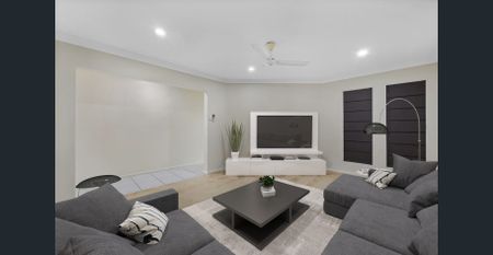 BEAUTIFUL FAMILY HOME - Photo 3