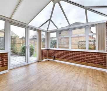 4 BED Detached house To rent - Photo 4