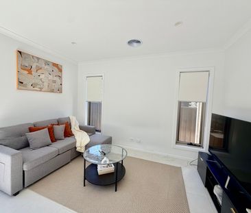 Tarneit - Photo 1