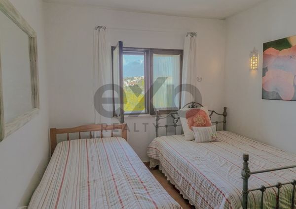 Apartamento T1 com Varanda e Vista Mar