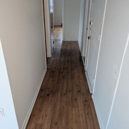 4 1/2 haut d'un triplex a Mtl-Nord - Photo 4