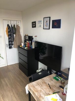 Room in a Shared Flat, Plough Way, SE16 - Photo 1