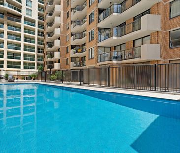 Stylish & Spacious Two-Bedroom Apartment in the Heart of Sydney CBD... - Photo 2