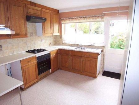 Brixey Road, Parkstone, Poole, BH12 - Photo 2