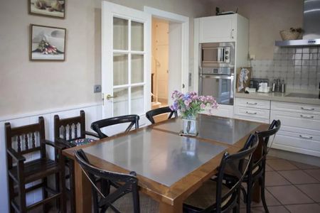 Calle Santa Elena, Sevilla, Andalusia 41005 - Photo 3