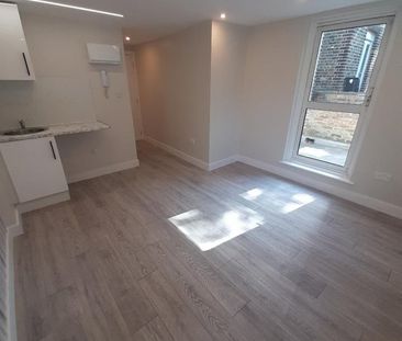 Studio Flat, Minster Rd, NW2 - Photo 4