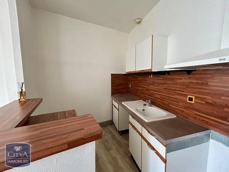 Location Appartement 4 pièces 90m² AGEN 47000 - Photo 3