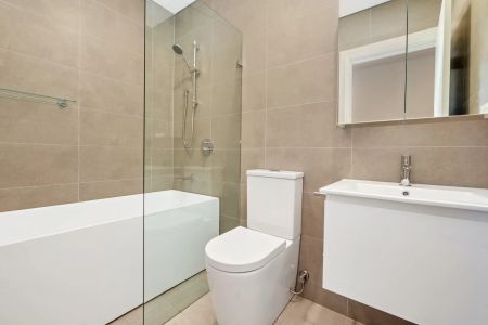 Over-sized two bedroom unit in "The Reservoir". - Photo 4