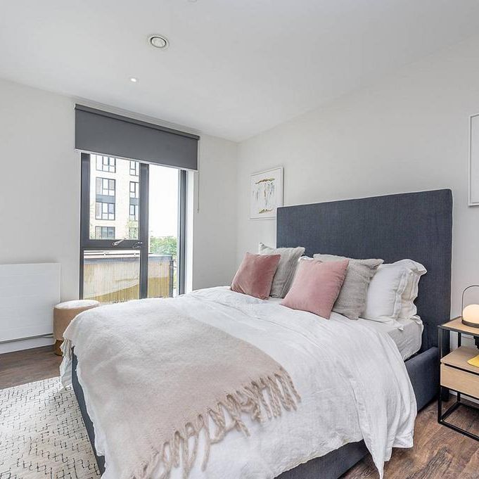 2 bedroom flat to rent - Photo 1