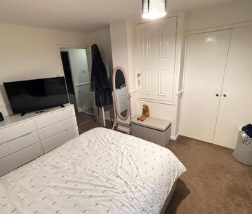 2 bedroom semi-detached house to rent - Photo 5