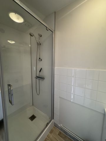Location Appartement 1 pièce 21m² MONTMORILLON 86500 - Photo 3