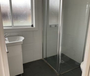 TWO BEDROOM HALF HOUSE - Photo 4