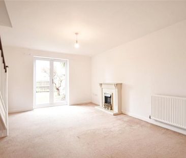 2 bedroom end of terrace house to rent - Photo 1