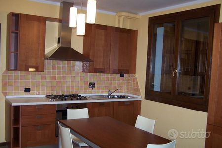 Casalgrande bilocale con posto auto - Photo 5