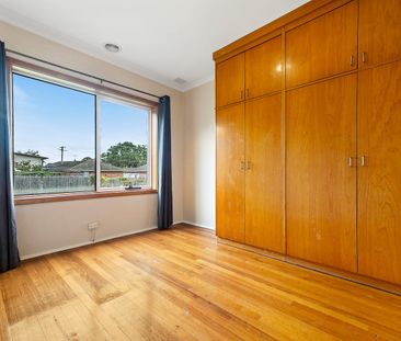 **REGISTER TO INSPECT VIA REALESTATE.COM.AU LINK & PHOTO ID MUST BE... - Photo 2