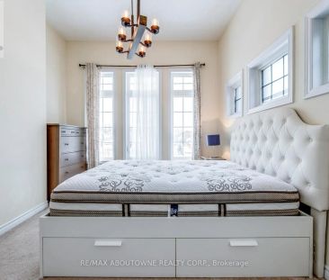 233 DUNDAS WAY - Photo 4