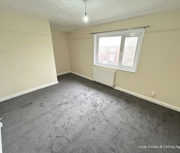 Grange Grove, Whitefield, Manchester, M45 6EE - Photo 4