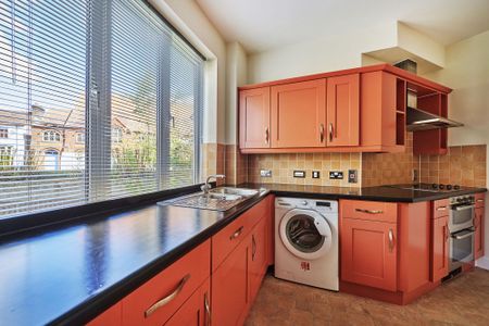 Available part-furnished from 05/12/2025 - Photo 3