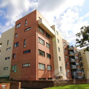 "Elegant 2-Bedroom Apartment with Study, 2 Courtyards, Pool, Secure Parking, and Premium Features!" - Photo 2