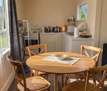 Birkdale, 2/25A Verbena Road - Photo 2