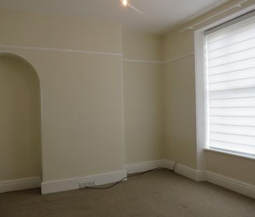 Taunton Road - Photo 3