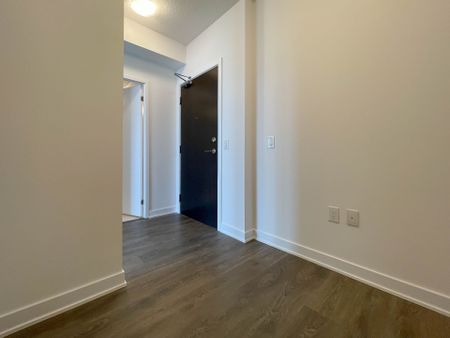 For Lease - 60 Honeycrisp Crescent Unit# 1510, Vaughan, Ontario - Photo 2