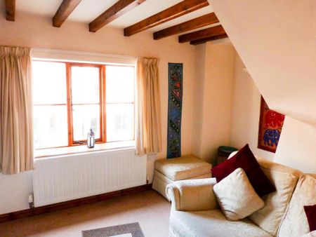 1 bedroom mews to rent - Photo 4