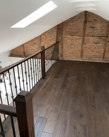 For Lease - 180 Market Street, Hamilton, Ontario - Photo 2