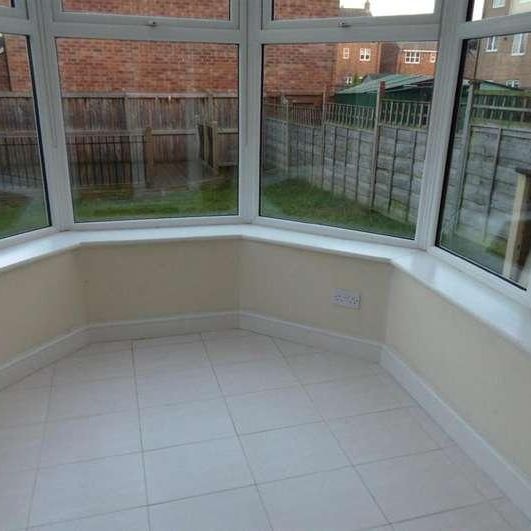 Royal Troon Drive, Wakefield, WF1 - Photo 1