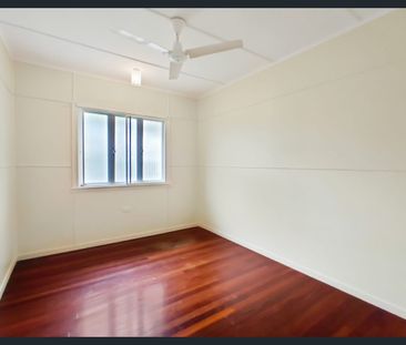 3 Headrick Street, Wandal, Qld 4700 - Photo 5