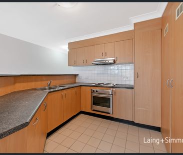 Stylish two-bedroom PLUS study apartment in the heart of Mount Druitt - Photo 4