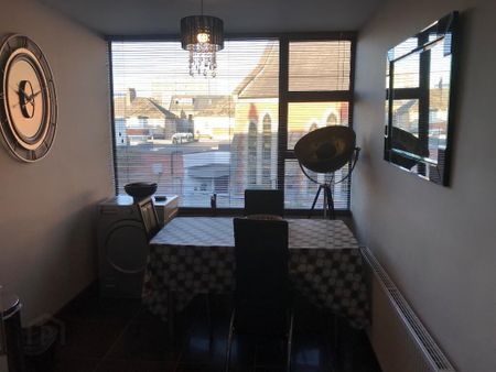 Unit C, 3 Ashley Avenue, Belfast, BT9 7BT - Photo 3