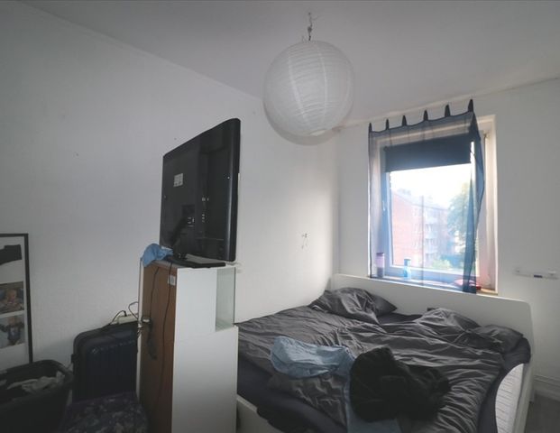 Charmante Altbauwohnung mit Flair – Ihr neues Zuhause in einem gepflegten Mehrfamilienhaus - Photo 1